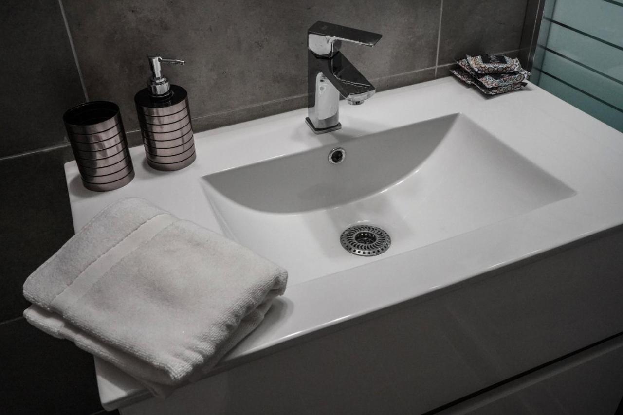 Silver Central Apartment Волос Екстериор снимка