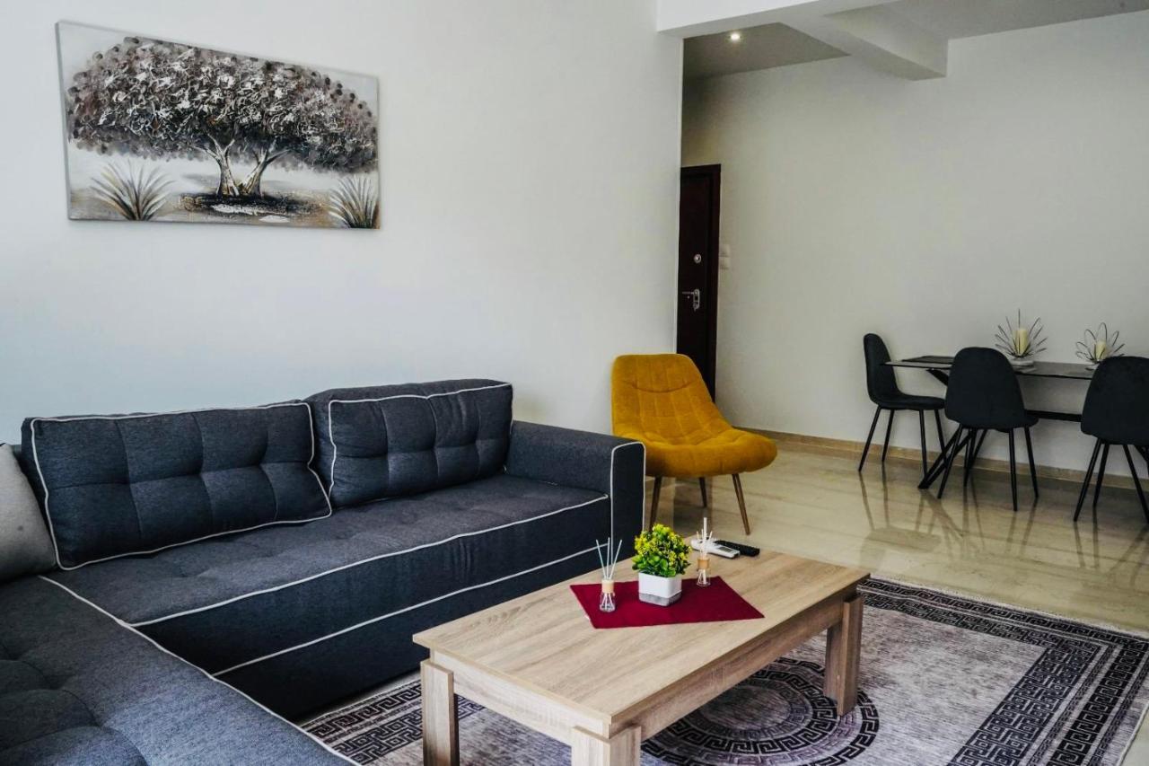 Silver Central Apartment Волос Екстериор снимка